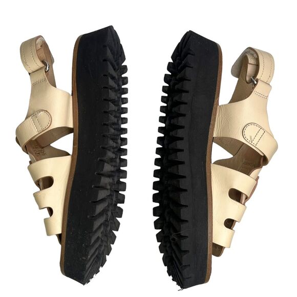 Labucq Cream Platform Sandals - Picture 7 of 16